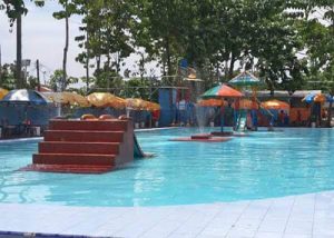 Diduga Langgar Prokes, Poldasu Tutup Dua Kolam Renang di Deli Serdang