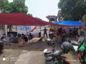 Sudah 5 Hari Buruh PT CBI Mogok Kerja, Tuntut Upah Yang Belum Dibayarkan dan BPJS TK