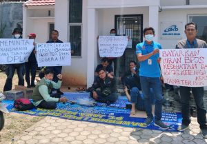 Ancam Mogok Kerja 3 Bulan, Buruh PT DKB Pendor PLN UID Lampung, Tuntut Pekerjakan Kembali 13 Rekannya yang di PHK