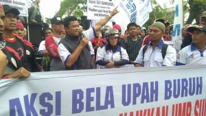Buruh Sumut Bilang Kenaikan UMP Tahun 2002 Lebih Murah Dari Bayar Parkir Motor