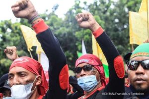Buruh Akan Bersiap Demo Besar-besaran & Mogok Kerja Untuk Menuntut Batalkan UMP UMK 2022
