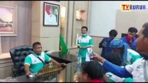 Ruang Kerjanya Diduduki Buruh, Gubernur Banten Layak’nya Anak Kecil Ngadu ke Jokowi dan Kapolri