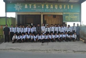 Pondok Pesantren Ats Tsaqofiy Bandar Labuhan Untuk Pertama Kali Mengirim Murid’nya ke Kairo Universitas Al Azhar Mesir