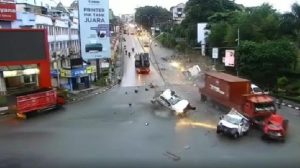 Kecalakan Maut Tronton Rem Blong di Balikpapan, Lima Orang Meninggal Ditempat