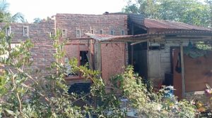 Upah Pekerja Bedah Rumah Bersumber Dari Swadaya Masyarakat