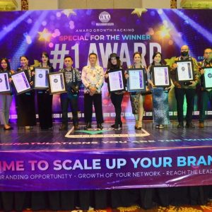 CEO Nmc Borneo Raih Penghargaan Indonesian Best in Award 2022 di Bali