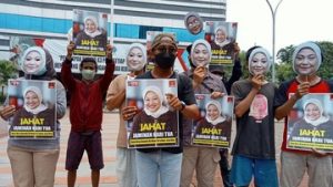 Hujan Kritik Buruh ke Menaker Ida Fauziyah soal JHT