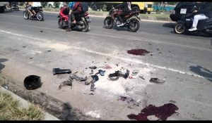 Kecelakaan Sepeda Motor di Pasar Baru Tanjung Morawa, Dua Orang Mengalami Luka berat dan Satu Orangnya Kritis Dilarikan ke Rumah Sakit.