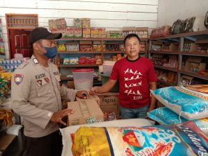 Personil Polsubsektor Pelalawan Laksanakan antisipasi timbulnya penimbunan stok minyak goreng
