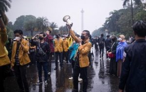 Gawat.. WA Diretas, Koordinator BEM SI Putus Komunikasi dengan Massa 11 April