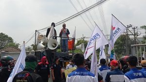 Belum Ada Titik Temu, FSPMI Tangerang Gelar Aksi Solidaritas di PT. SAS
