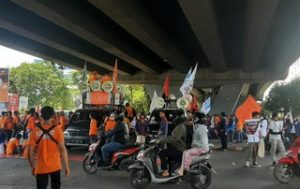 Buruh Bawa 17 Tuntutan di May Day Makassar, Tolak Omnibus Law