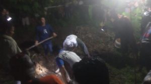 SADIS, Satu Keluarga Bunuh Supir Rental demi Mobil Innova, Leher Dijerat Nilon Kemudian Dibakar