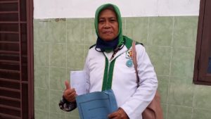 Tanpa Jasa! Seorang Ibu Pemerhati, Pendamping Masyarakat Meringankan Beban Warga Mengatasi Adiministrasi di Rumah Sakit Umum Amri Tambunan Deli Serdang.