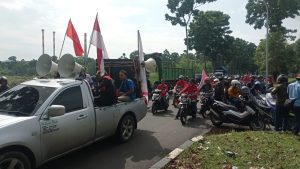 Buruh Gelar Audiensi dengan Pemerintah Kota Cilegon Sampaikan Tiga Tuntutan
