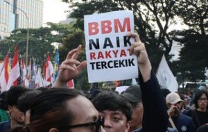 BEM SI Kembali Demo Tolak Kenaikan Harga BBM di Istana Hari Ini