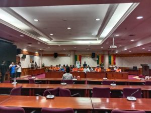 Miris, Dari 65 Orang Anggota DPRD Riau, Hanya 1 Orang Yang Mau Temui Buruh saat Aksi