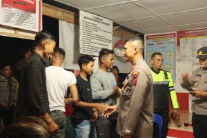 Kapolres Asahan Kunjungi Poskamling Merah Putih Barokah