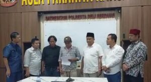 Dua Warga Diduga Preman PT MIP di Kantor Polisi Minta Maaf kepada Ketua Partai Buruh Sumut, Willy: Peringatan Mayday, Partai Buruh minta Gubsu Membatalkan Peruntukan itu Kepada PT MIP Pemagaran Tembok di Desa Dagang Kerawan.