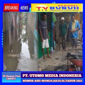 Gotong Royong Warga Dusun IV Desa Cinta Rakyat Berharap Adanya Perhatian Dinas Terkait Drainase Tidak Berfungsi