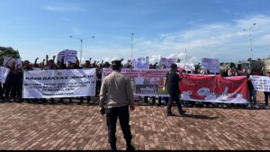 Tolak Ukur Paksa HGU, Buruh PTPN IV Region-I, Demo Asst I Pemkab Tapsel