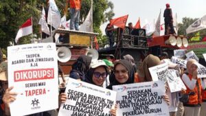 Kritik Tajam Khusnadi Terhadap Kebijakan Tapera di Depan Kantor Grahadi Surabaya