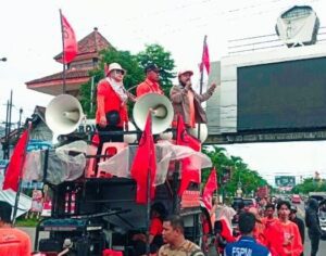 Rezim Berkuasa Sahkan UU Ciptakerja, Partai Buruh Bangkit di Indonesia