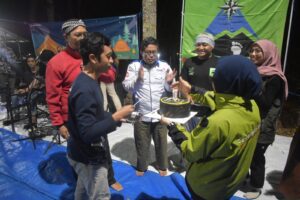 HUT Pecinta Alam Mojokerto PUK SPAMK FSPMI PT. SAI Gelar Fun Camp
