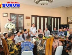 Camat dan Kades Kecamatan Percut Sei Tuan Bersilaturahim Kekediaman H. Ashari Tambunan Sekaligus Adakan Upah Upah, Camat: Tidak ada unsur politik