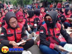 Ratusan Buruh Mendatangi Kantor Gubernur Sumsel, Tuntut Revisi Upah Sektoral