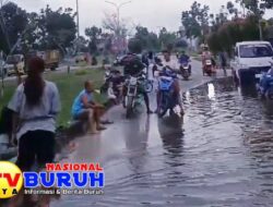 Banjir di Simpang Kualo Membawa Berkah bagi Pedagang di Pangkalan Kerinci Banyak di Kunjungi Warga