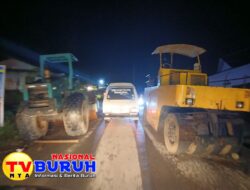 Jalan Lintas Batu Jomba Diduga Sengaja Dipersempit oleh Oknum Pekerja Proyek dengan Meletakkan Excavator Kanan dan Kiri, Ketua DPW JWI Sumut Bersuara!