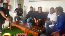 Ricuh! Di Kantor ULP PLN Pangkalan Kerinci, Security dan Koalisi Masyarakat Pelalawan Peduli Banjir