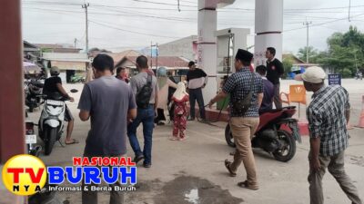 Hoaks! Tuduhan Pungli di SPBU Batu 4, Warga Angkat Bicara di Hadapan Puluhan Wartawan