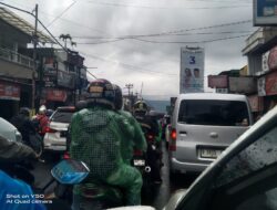 Arus Balik Lebaran 1446 H, Jalur Selatan Macet di Pasar Ciawi Tasikmalaya Arah Gentong