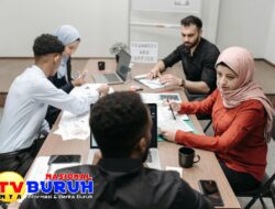 Kisah Sedih Pekerja “Outsourcing”: Kami Sama-sama Bekerja, tapi Tak Sama Sejahtera