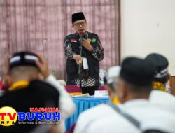 Sekretaris PPIH Muhammad Yunus Embarkasi Medan Sambut Kedatangan Jemaah Calhaj Kloter 8