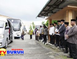 359 Jemaah Calhaj Kloter 10 Embarkasi Medan Diberangkatkan ke Tanah Suci