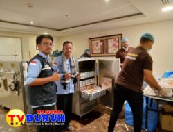 Ketua Kloter 08 KNO Pantau Langsung Distribusi Konsumsi Jemaah Haji