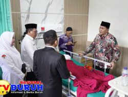 Jenguk Jemaah Technical Landing, Ketua PPIH Embarkasi Medan: Kami Siap Melayani