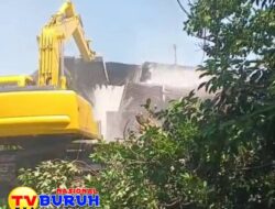 Diduga Tanpa Ada Putusan Pengadilan Negeri Medan, Oknum Preman Boldozer Rumah Warga yang Diduga Suruhan Ashari