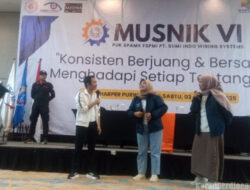 Bupati Purwakarta Beri Hadiah Kepada Pekerja PT Sumi Indo Wiring Systems