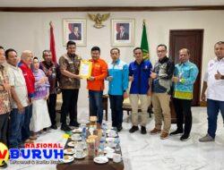 Aksi Partai Buruh dan SP/SB Sumut di Sahuti Gubsu Boby Langsung, Tuntutan Upah 10,5 % Realistis, Perumahan Buruh Langsung di Setujui