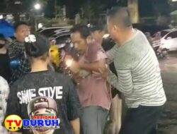 Supir Angkot Dapat Pembelaan dari Warga, Diduga Tabrak Mobil Pribadi dan Tak Mau Bertanggung Jawab