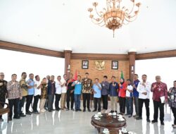 Buruh Minta Kenaikan 10,5%, Gubsu Ajak Serikat Buruh Sumut Pertemuan Bahas Upah