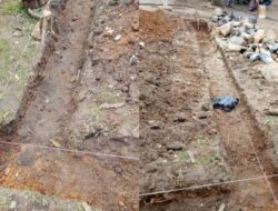 Proyek pembangunan Ruang UKS SDN 62 Bedeng Rejok, Diduga Pondasinya Tidak Sesuai RAB