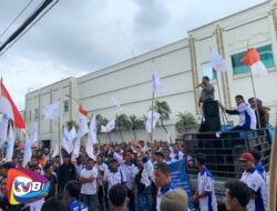 Ratusan Buruh Perkebunan Gruduk Kantor Asian Agri Grup tuntut Hentikan Manfaatkan Anak Istri Buruh Sebagai Pekerja Sawit