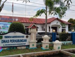 Suara Musik Karoke Dimainkan Dikantor Dinas Perhubungan Bersamaan Dengan Suara Azan DZuhur Berkumandang