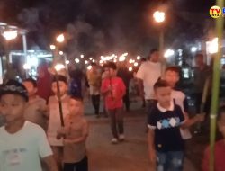 Pawai Obor atau Dinamakan Corok Di Desa Muara Mais Pasaman Barat Meriahkan Malam Idul Fitri 1447H
