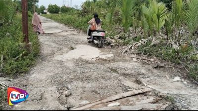 Diduga Pemerintah Setempat Masih Tidur, Terbukti Kerusakan Jalan Menuju Polsek Panipahan Darat Rusak Parah